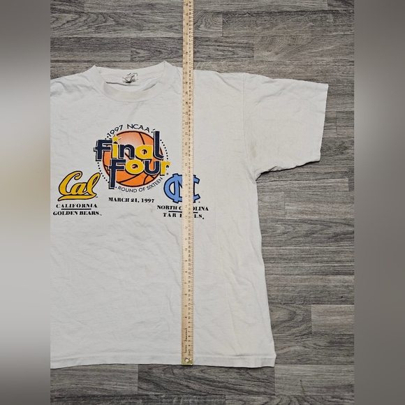 Vintage 1997 NCAA Basketball Final Four CAL Vs. North Carolina T-Shirt XL 90s - Picture 8 of 13